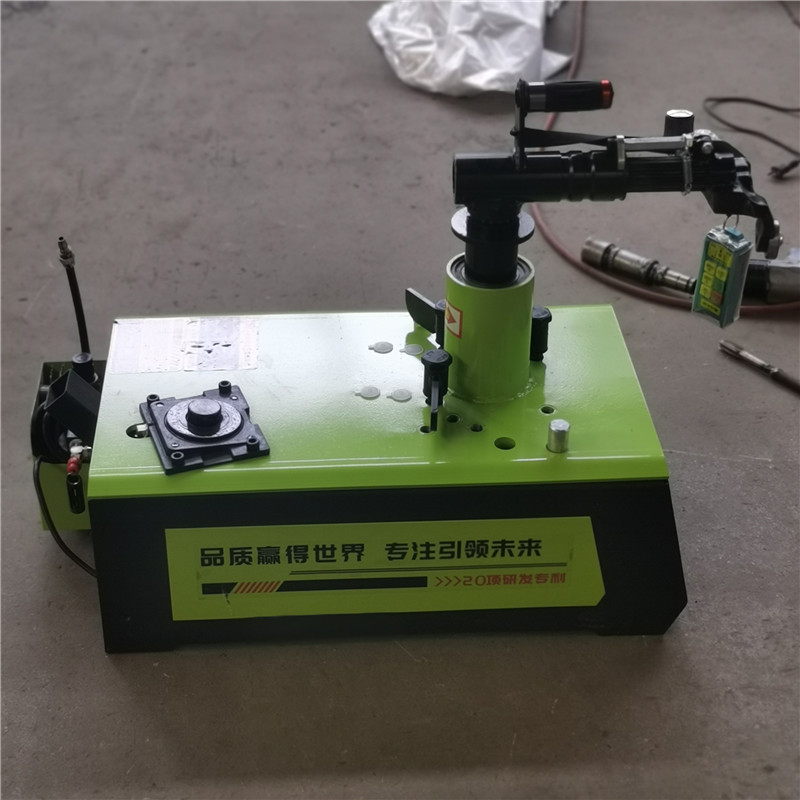 电动拆胎机如何更换液压油  